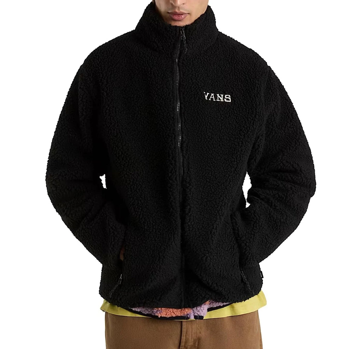 Black Vans men's fleece jacket with zipper, long sleeves, visible logo, and side pockets, made of 100% polyester.