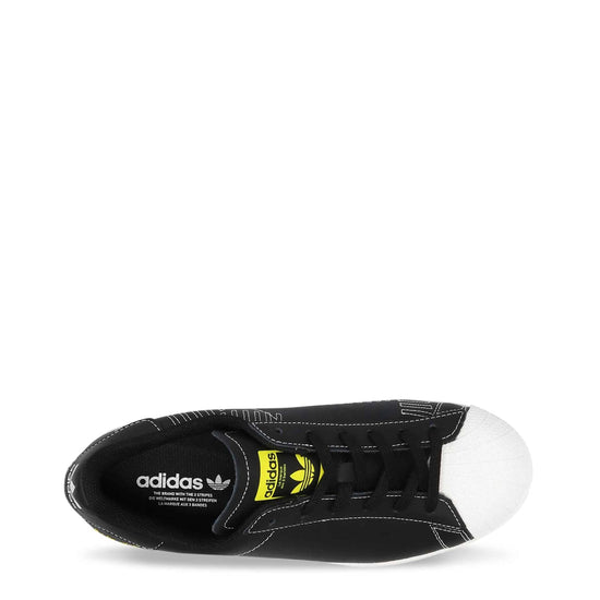 Guía de Estilo: Cómo Combinar Zapatillas Adidas para Cualquier Ocasión