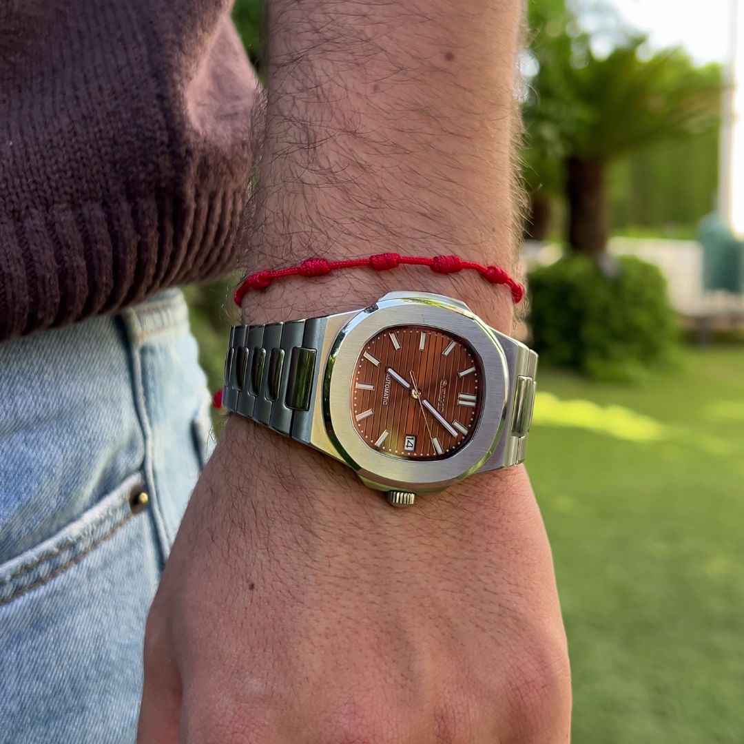 Nautiko Brown | HW Design