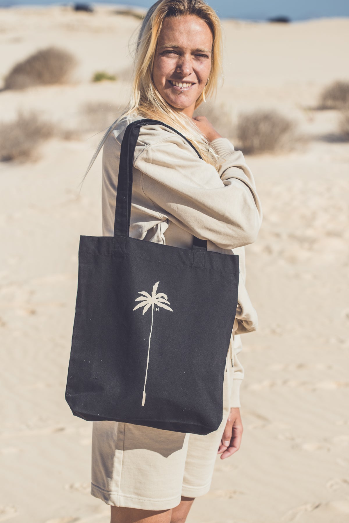 UNISEX RECYCLED PALM BAG
