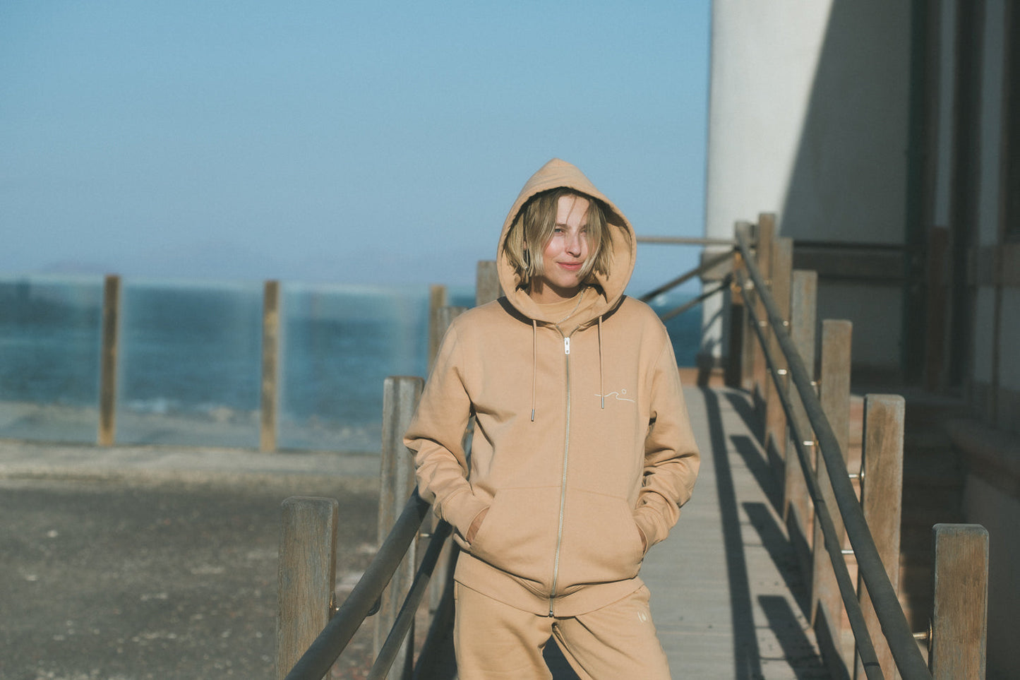 UNISEX ORGANIC MOON ZIP HOODY