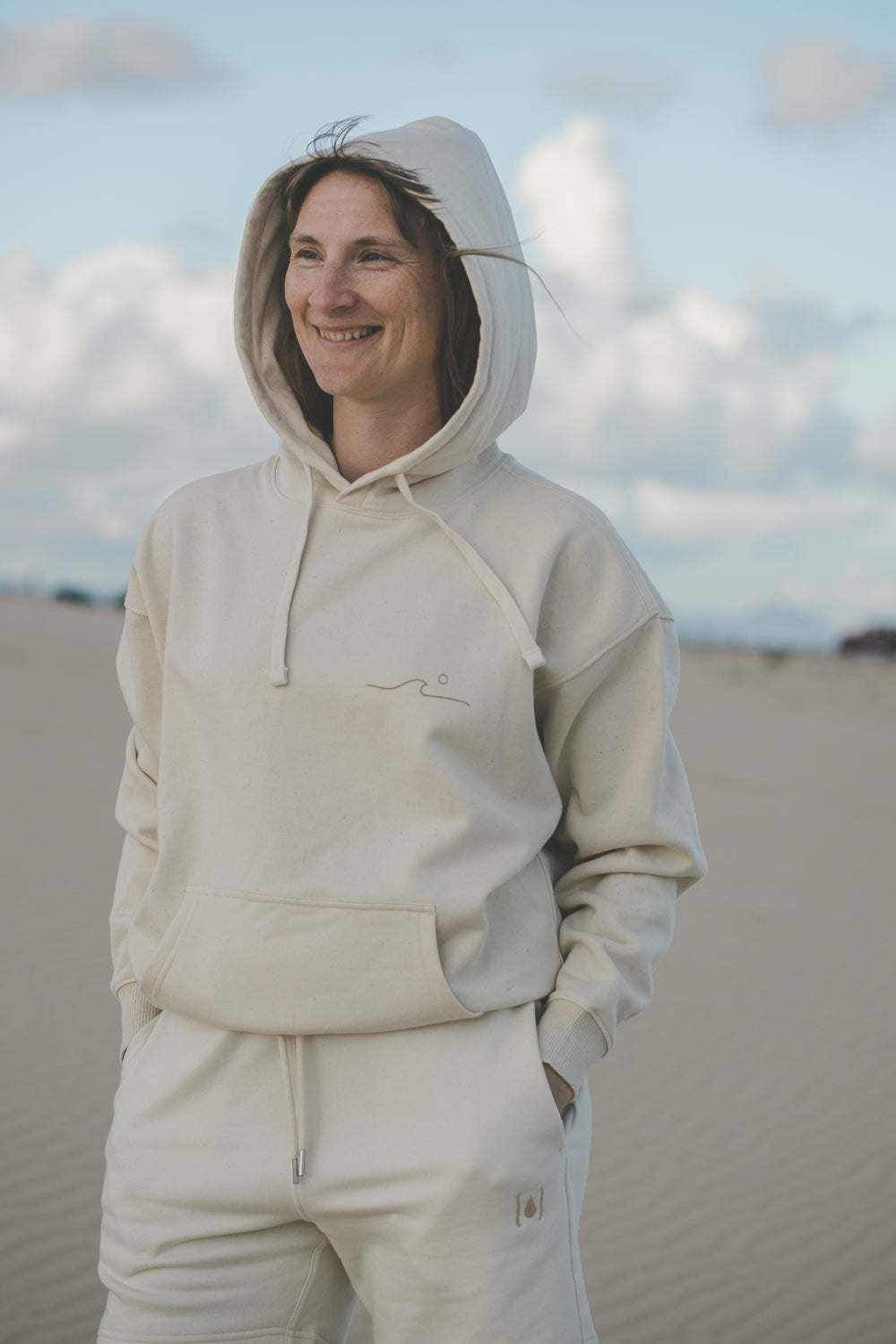 WAVE OVERSIZED HOODY