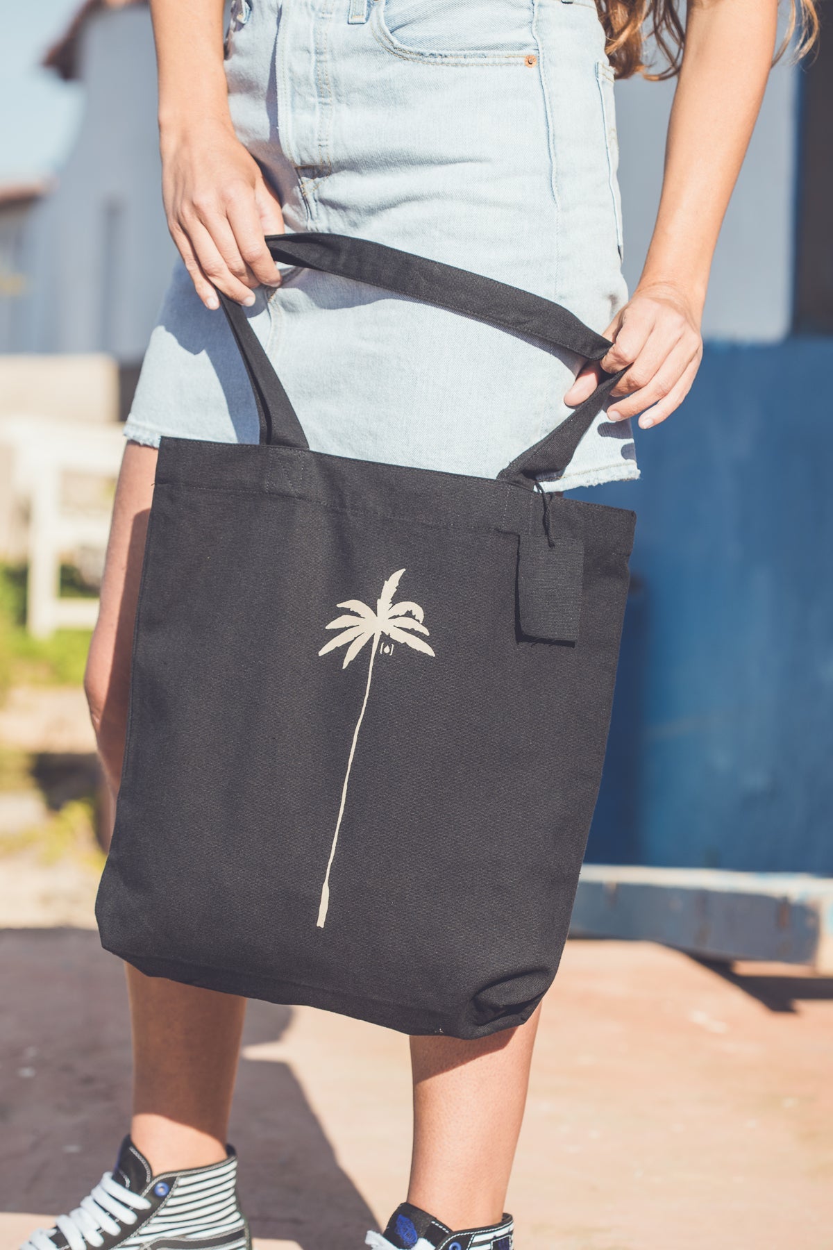 UNISEX RECYCLED PALM BAG