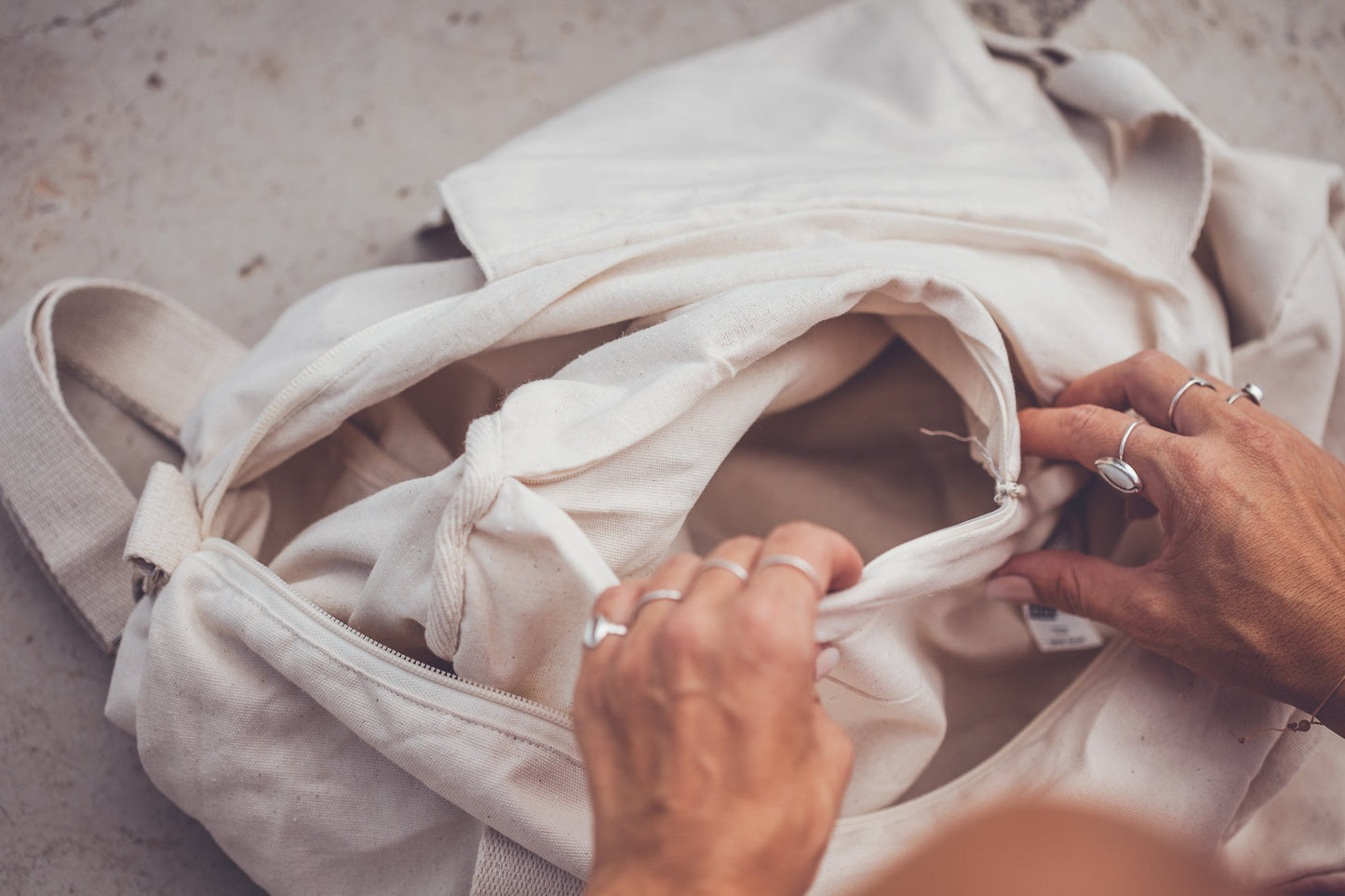 UNISEX RECYCLED SPORT BAG